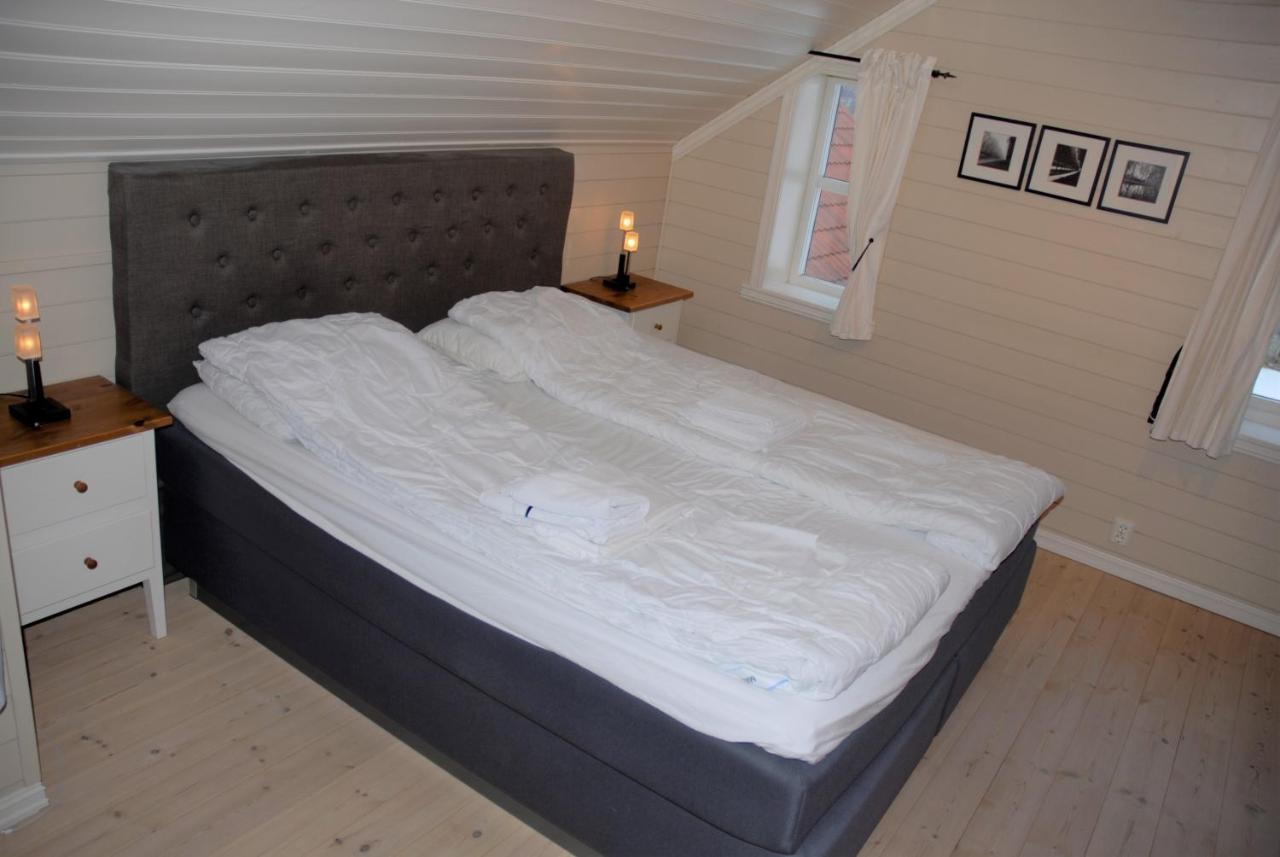 Comfortable House In Quiet Area Luster Экстерьер фото